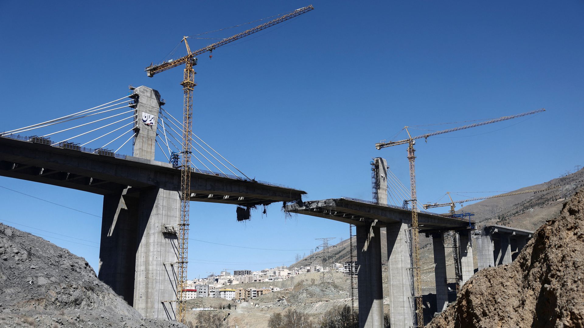 Is the US about to commit war crimes in Iran?